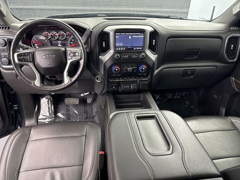 Used 2020 Chevrolet Silverado 1500 LT Trail Boss image 12