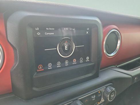 Used 2020 Jeep Wrangler Unlimited Rubicon AWD/4WD image 18
