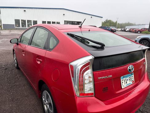 Used 2013 Toyota Prius Two FWD image 7