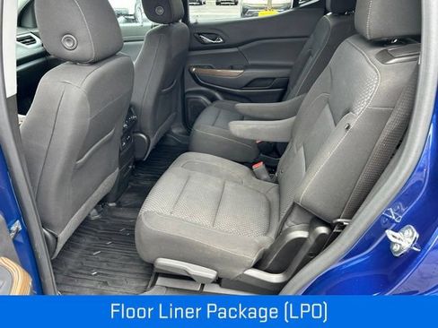 Certified 2023 GMC Acadia SLE w/ Driver Convenience Package AWD/4WD image 7