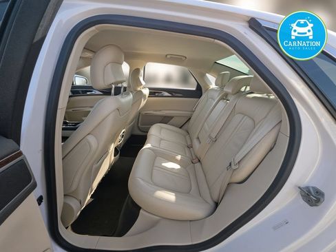 Used 2014 Lincoln MKZ FWD image 8