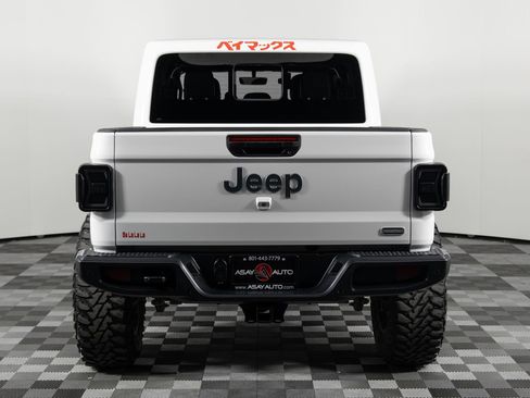 Used 2020 Jeep Gladiator Overland image 6