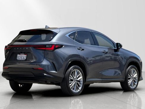 Used 2022 Lexus NX 350h AWD image 3