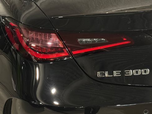 Used 2026 Mercedes-Benz CLE 300 4MATIC Cabriolet image 26