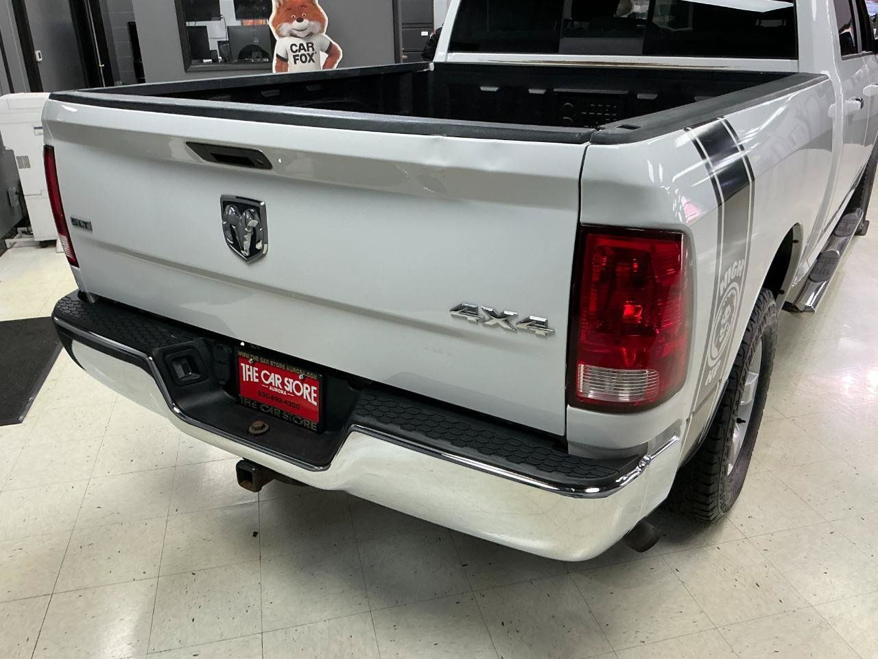 Used 2017 RAM 1500 Classic SLT AWD/4WD image 31