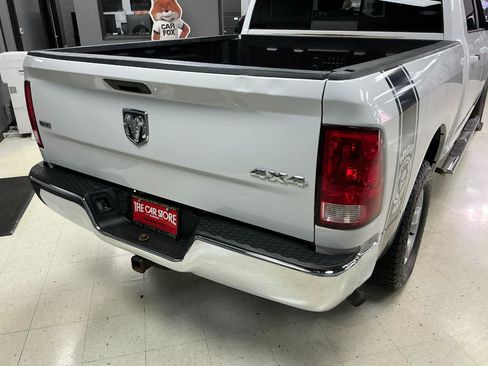 Used 2017 RAM 1500 Classic SLT AWD/4WD image 31