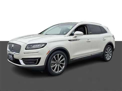 Used 2019 Lincoln Nautilus Select w/ Class II Trailer Tow Package image 3