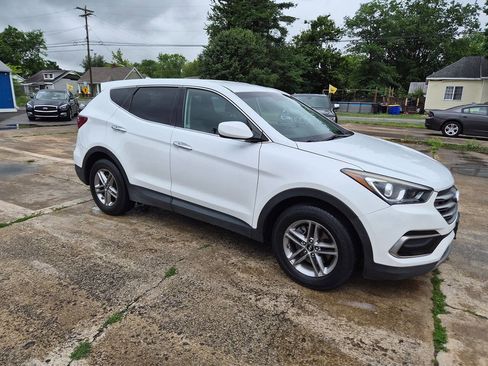 Used 2017 Hyundai Santa Fe Sport AWD/4WD image 5