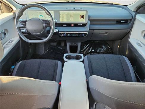 Used 2022 Hyundai Ioniq 5 SE image 15