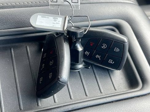 Used 2022 Chevrolet Tahoe LT RWD image 33
