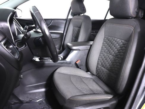 Used 2019 Chevrolet Equinox LT AWD/4WD image 30