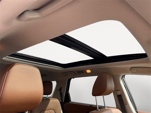 New 2026 Nissan Pathfinder Platinum image 15