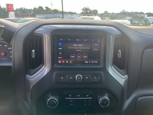 Used 2021 Chevrolet Silverado 1500 W/T w/ WT Value Package AWD/4WD image 17