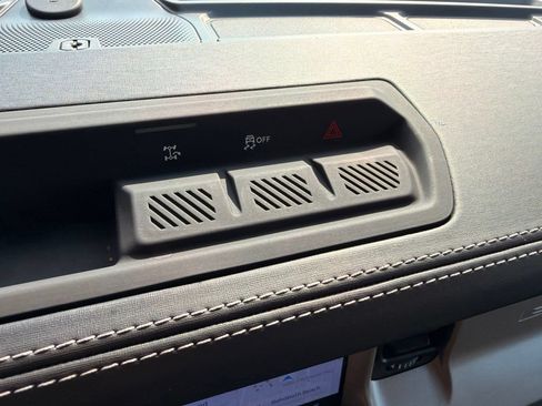 Used 2025 Ford Bronco Outer Banks AWD/4WD image 30