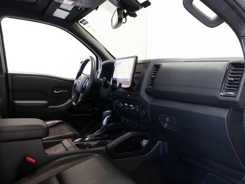 Used 2022 Nissan Frontier PRO-4X w/ Pro-4X Premium Package AWD/4WD image 26
