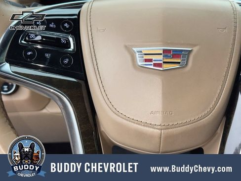Used 2020 Cadillac Escalade ESV Platinum AWD/4WD image 17