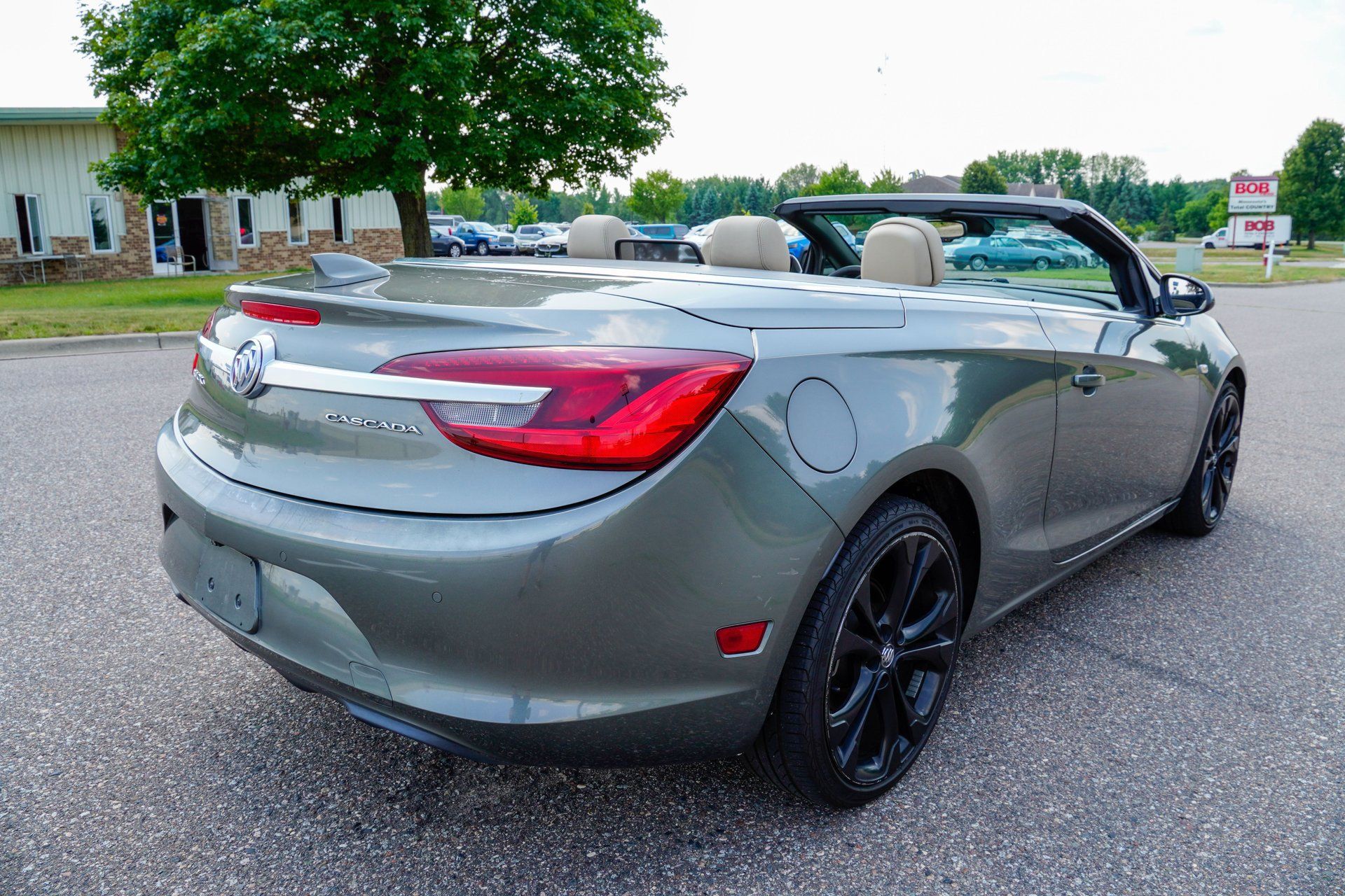 Used 2017 Buick Cascada Premium FWD image 4