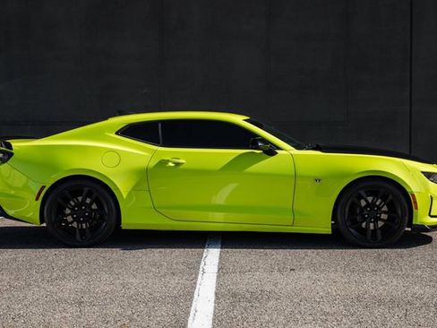 Used 2019 Chevrolet Camaro LT w/ 1LE Track Performance Package image 11