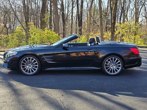Used 2020 Mercedes-Benz SL 450 w/ Premium Package image 3