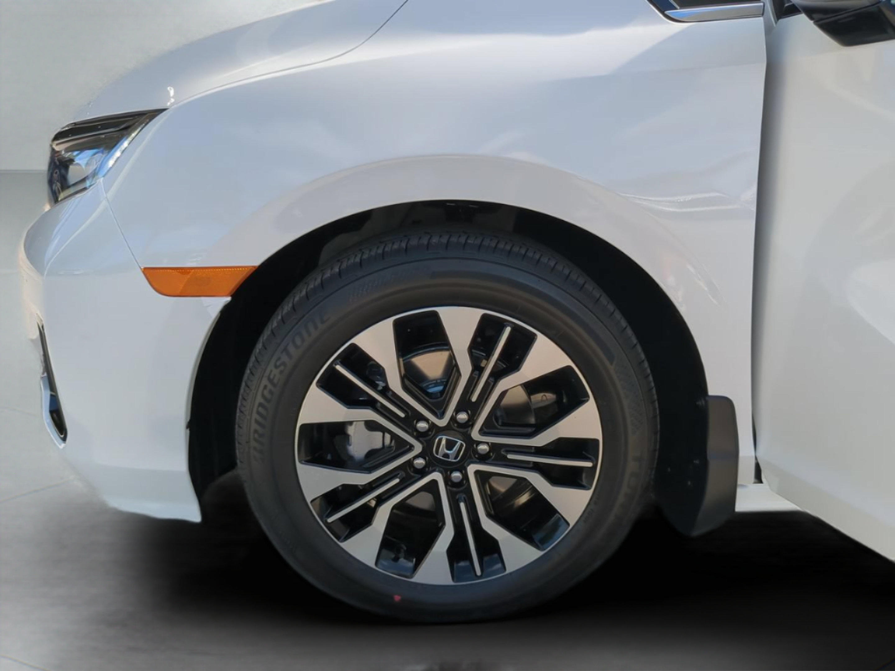 New 2027 Honda Odyssey Elite image 32