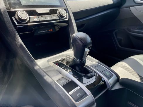 Used 2017 Honda Civic EX image 19
