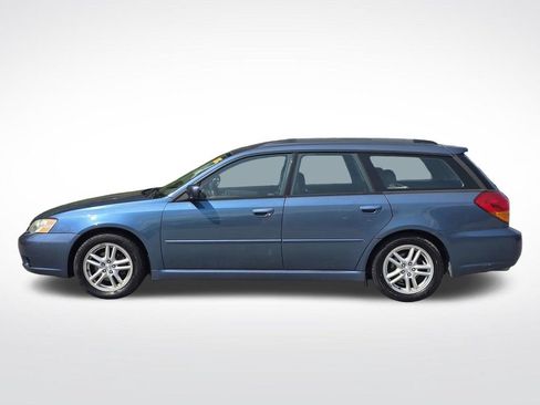 Used 2005 Subaru Legacy 2.5i AWD/4WD image 11