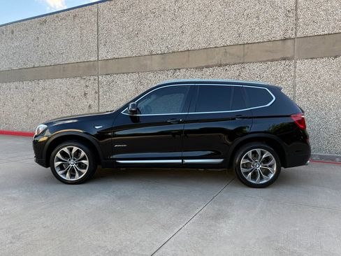 Used 2017 BMW X3 xDrive28i AWD/4WD image 3