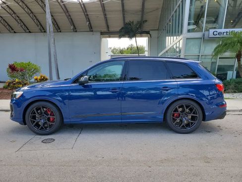 New 2026 Audi SQ7 Prestige AWD/4WD image 11