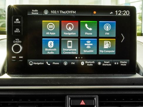 Used 2025 Honda Pilot Elite image 24