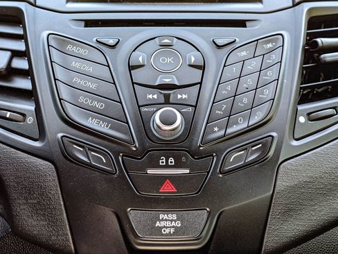 Used 2019 Ford Fiesta SE FWD image 17