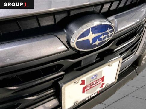 Used 2025 Subaru Outback Premium AWD/4WD image 29