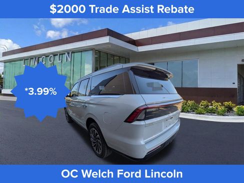 Certified 2025 Lincoln Navigator Black Label AWD/4WD image 7