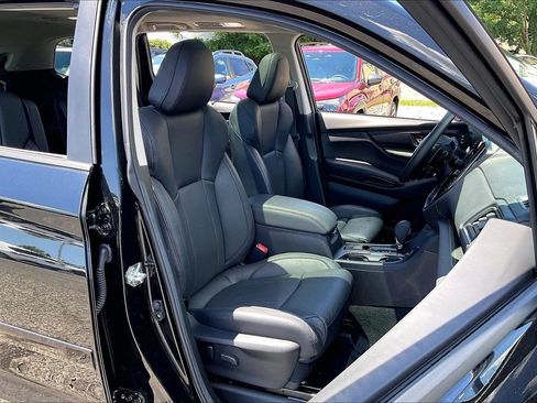 Certified 2025 Subaru Ascent Bronze Edition AWD/4WD image 7