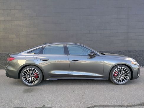 New 2025 Audi S5 Prestige image 4