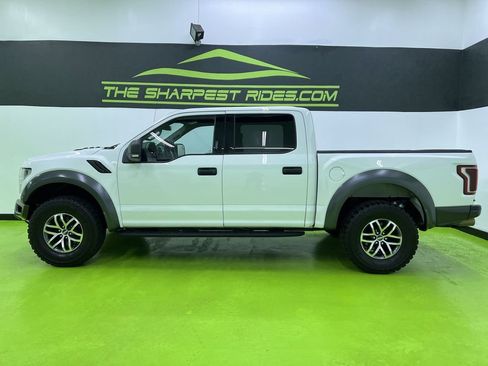 Used 2017 Ford F150 Raptor w/ Equipment Group 801A Mid AWD/4WD image 6