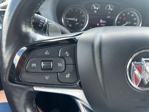 Used 2023 Buick Enclave Essence FWD image 14
