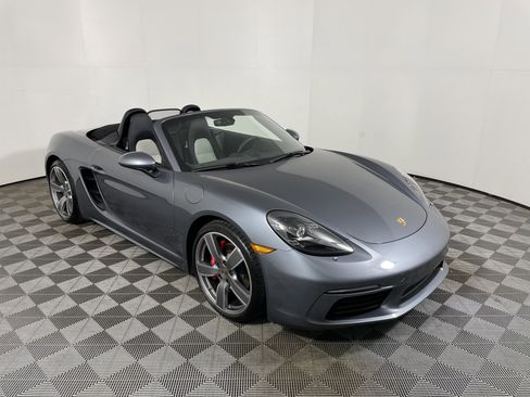 Used 2025 Porsche 718 Boxster S image 9