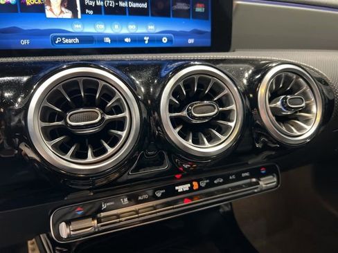 Used 2025 Mercedes-Benz CLA 250 CLA 250 image 21