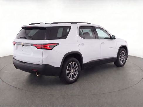 Used 2023 Chevrolet Traverse LT image 6