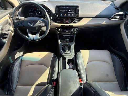 Used 2018 Hyundai Elantra GT w/ Style Package 02 image 13