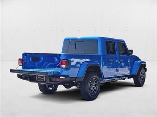 New 2025 Jeep Gladiator Sport video 2