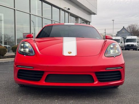 Used 2021 Porsche 718 Cayman image 10