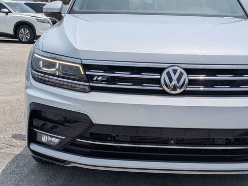Used 2019 Volkswagen Tiguan SEL Premium R-Line AWD/4WD image 9