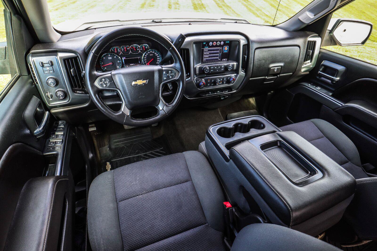 Used 2017 Chevrolet Silverado 1500 LT w/ All Star Edition AWD/4WD image 22