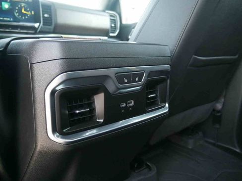 Used 2024 Chevrolet Silverado 1500 High Country w/ High Country Premium Package image 19