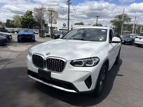 Certified 2023 BMW X4 xDrive30i AWD/4WD image 6