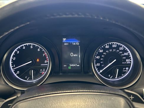 Used 2023 Toyota Camry SE image 28