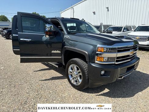 Used 2018 Chevrolet Silverado 2500 High Country w/ Duramax Plus Package AWD/4WD image 37