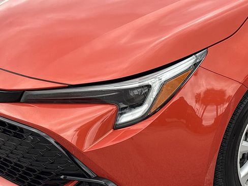 Used 2023 Toyota Corolla SE w/ SE Premium Package FWD image 6