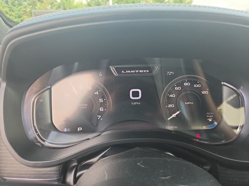 Used 2023 RAM 1500 Limited w/ Body Color Bumper Group AWD/4WD image 4